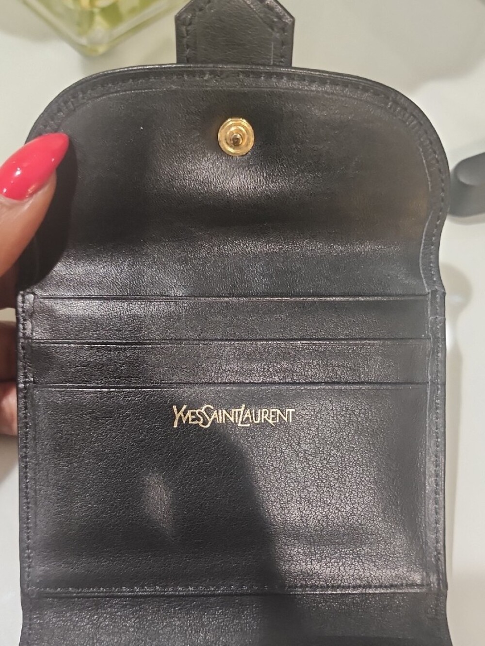 Vintage Yves Saint Laurent Black Compact Leather Women's Wallet with Gold Button - Picture 10 of 11
